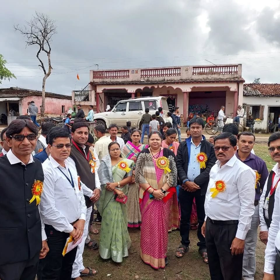 MP Rahangdale Leads Village Empowerment Drive in Thane