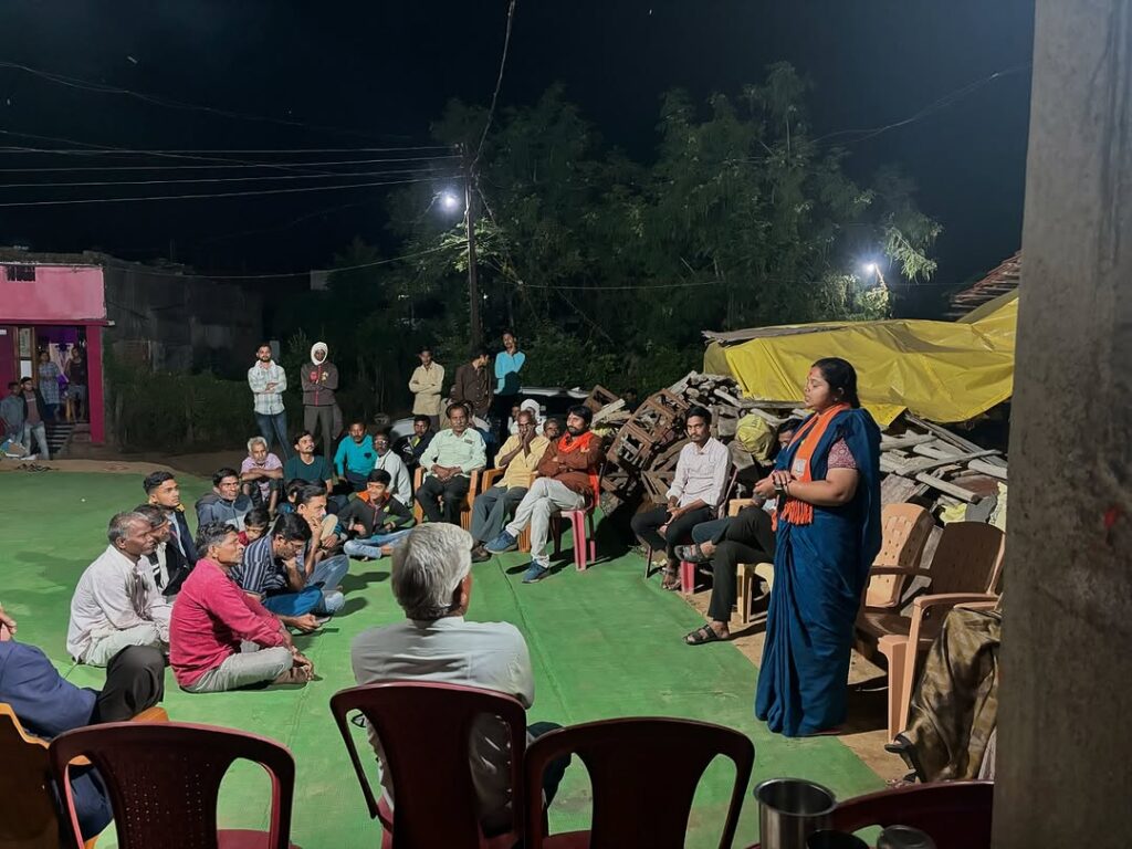 Community Meeting Addresses Workers’ Rights and Welfare