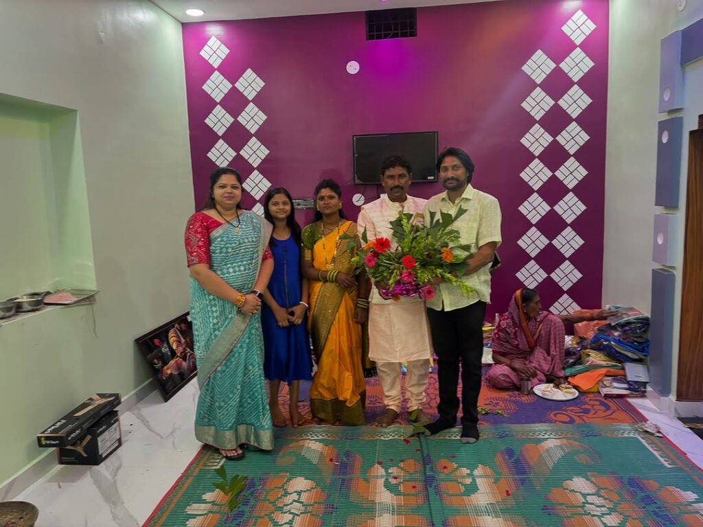 Pune Cop Attends Poet Kavita and Vinod Bhau Mure’s New Home Blessing