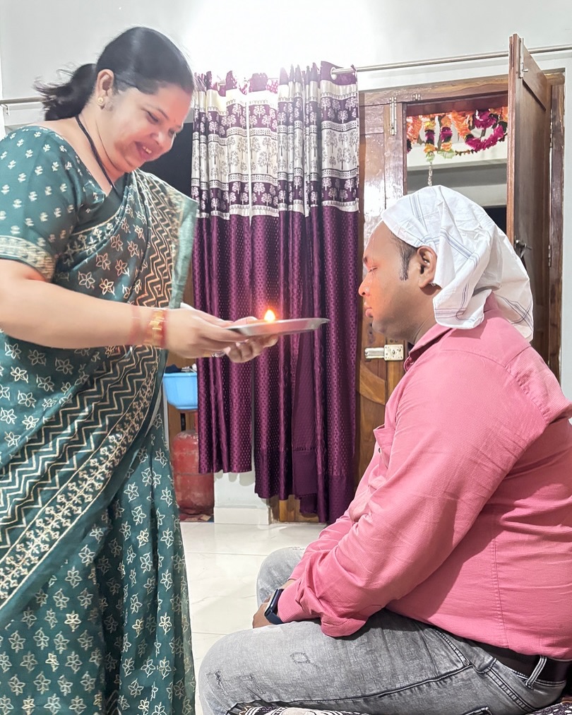 Sisters Celebrate Bhaiduj with Gifts and Warmth
