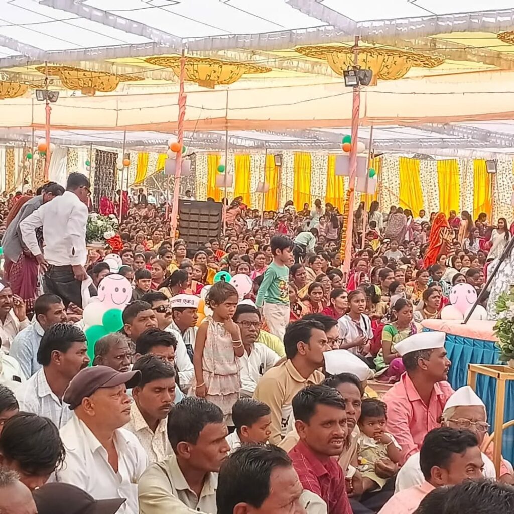 Unity and Equality Discussed at Bhavya Sevak Sammelan
