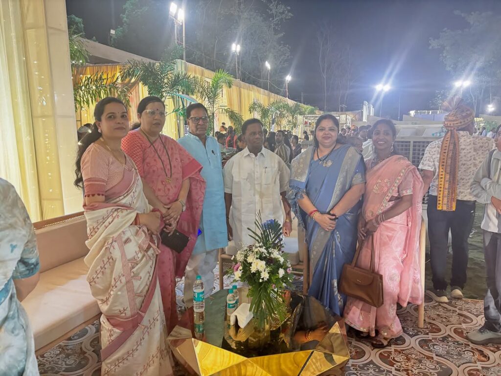 Local Leader Attends Niece’s Wedding in Gondia